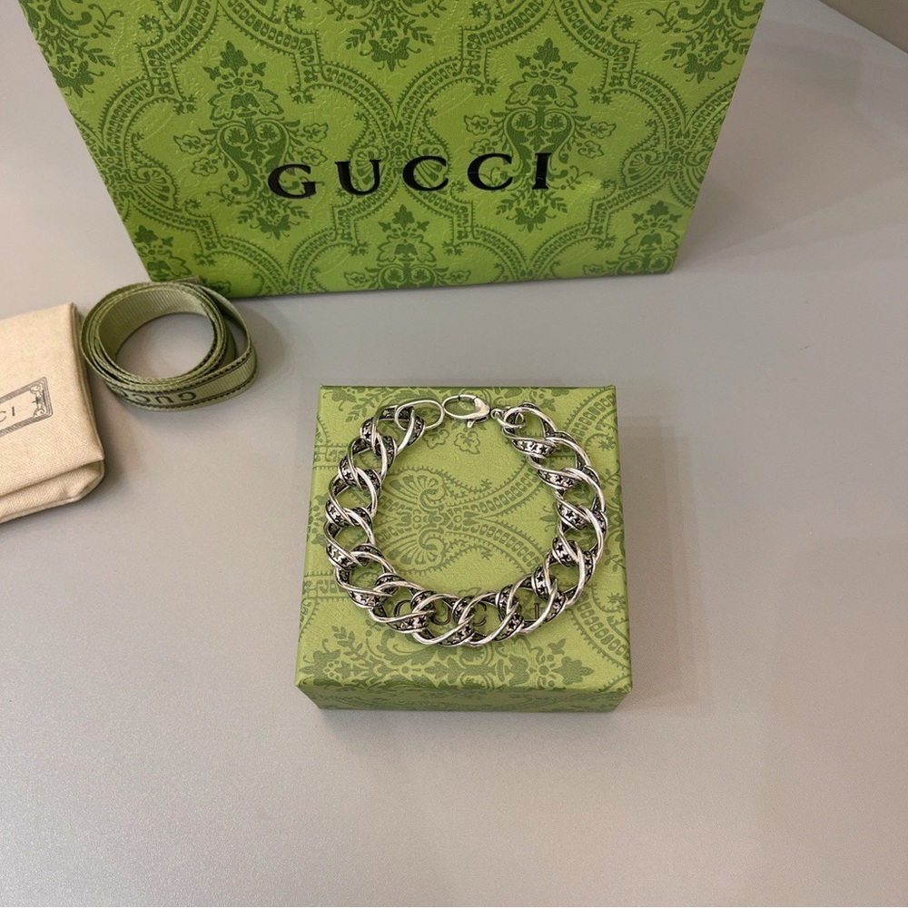 Gucci Silver Chain Bracelet